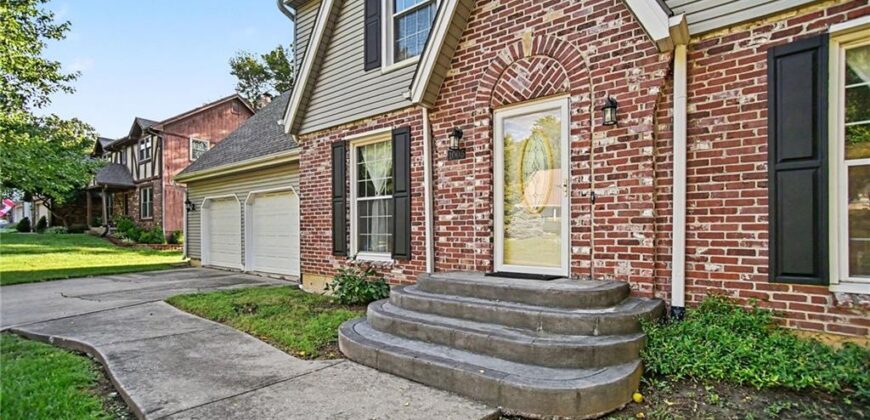 1005 Blueberry Lane, Liberty, MO 64068