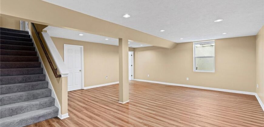 8600 NE 116th Street, Kansas City, MO 64157