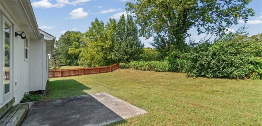8600 NE 116th Street, Kansas City, MO 64157
