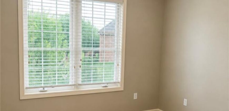 8604 NE 99th Street, Kansas City, MO 64157