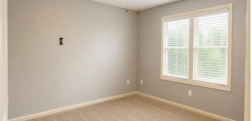 8604 NE 99th Street, Kansas City, MO 64157
