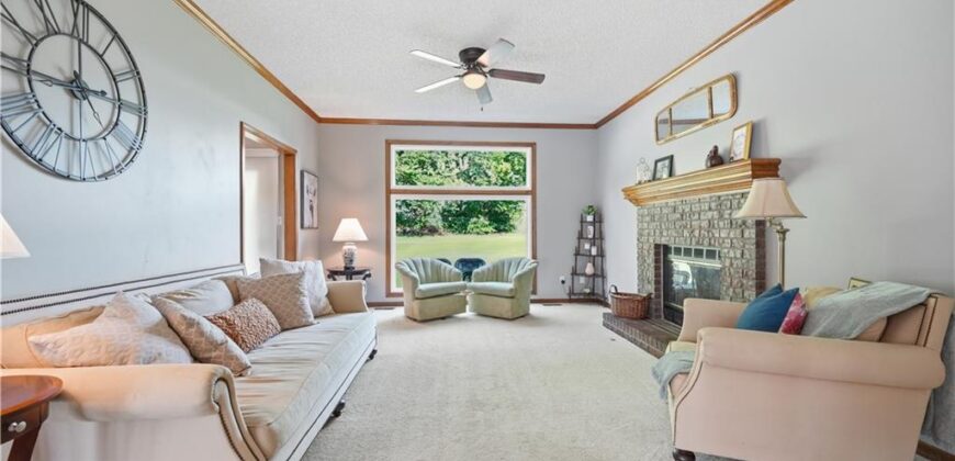 6821 T Gabbert Drive, Pleasant Valley, MO 64068