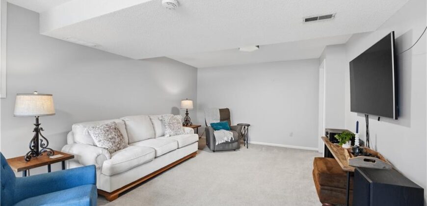 6821 T Gabbert Drive, Pleasant Valley, MO 64068