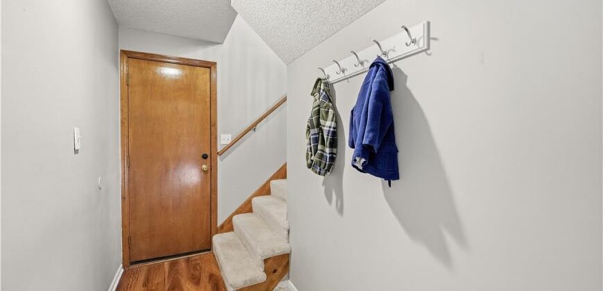 6821 T Gabbert Drive, Pleasant Valley, MO 64068