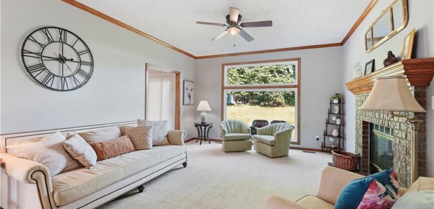 6821 T Gabbert Drive, Pleasant Valley, MO 64068