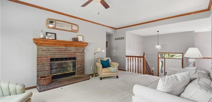 6821 T Gabbert Drive, Pleasant Valley, MO 64068