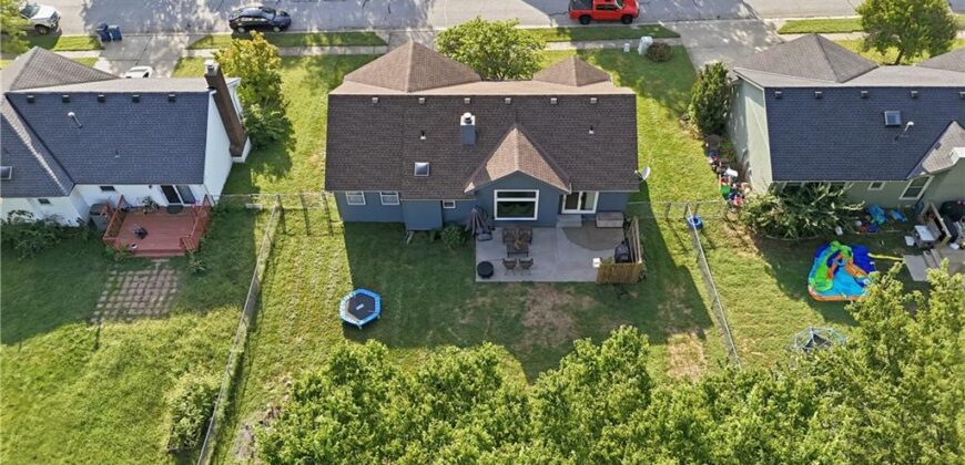 6821 T Gabbert Drive, Pleasant Valley, MO 64068