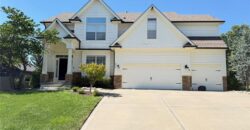 9012 N Oxford Avenue, Kansas City, MO 64157