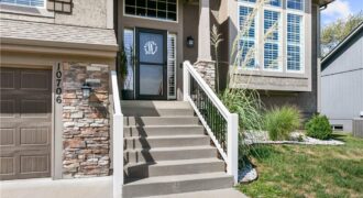 10706 N Tracy Avenue, Kansas City, MO 64155