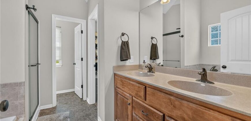7502 NE 109th Street, Kansas City, MO 64157