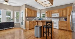 420 Shannon Avenue, Smithville, MO 64089