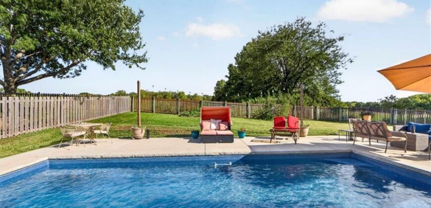 420 Shannon Avenue, Smithville, MO 64089