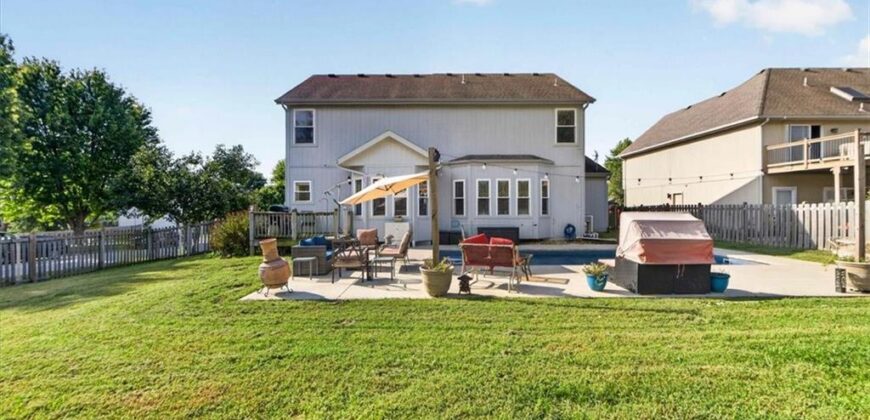 420 Shannon Avenue, Smithville, MO 64089