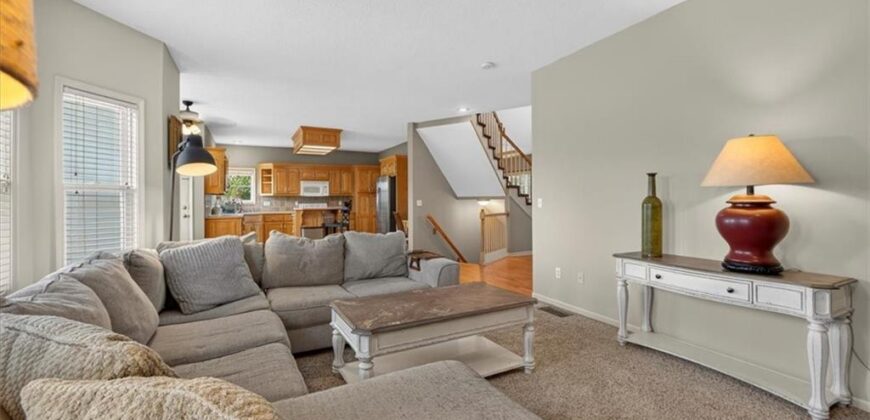 420 Shannon Avenue, Smithville, MO 64089