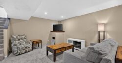 420 Shannon Avenue, Smithville, MO 64089