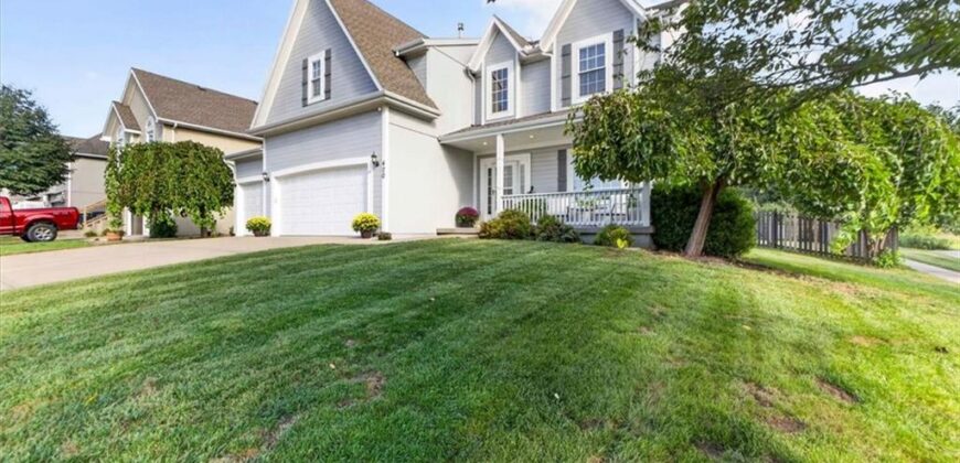 420 Shannon Avenue, Smithville, MO 64089
