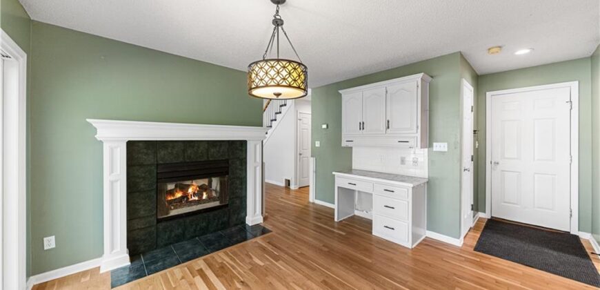 139 The Woodlands Drive, Gladstone, MO 64118