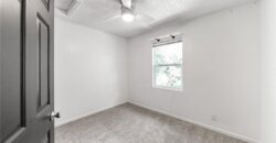 139 The Woodlands Drive, Gladstone, MO 64118