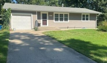 101 Avondale Street, Liberty, MO 64068