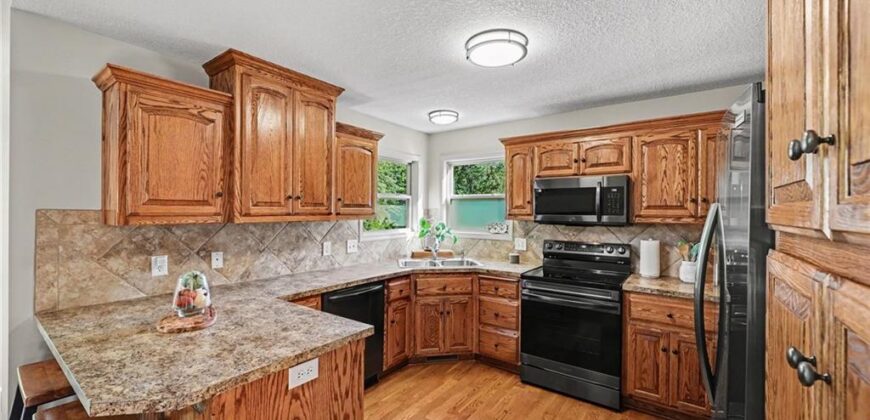 19713 NE 197th Terrace, Smithville, MO 64089