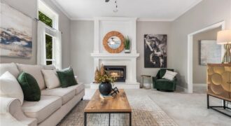 5512 Meadow Lake Street, Parkville, MO 64152