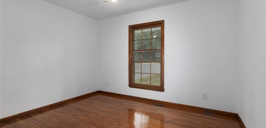 2001 Place Liberte Drive, Liberty, MO 64068