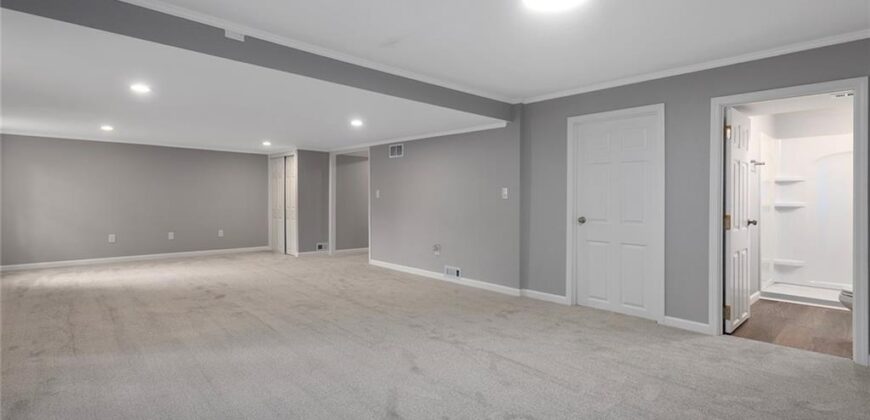 2001 Place Liberte Drive, Liberty, MO 64068