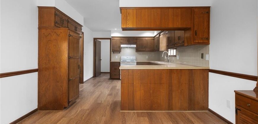 2001 Place Liberte Drive, Liberty, MO 64068