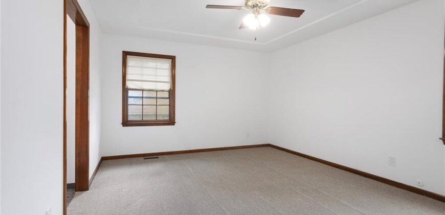 2001 Place Liberte Drive, Liberty, MO 64068
