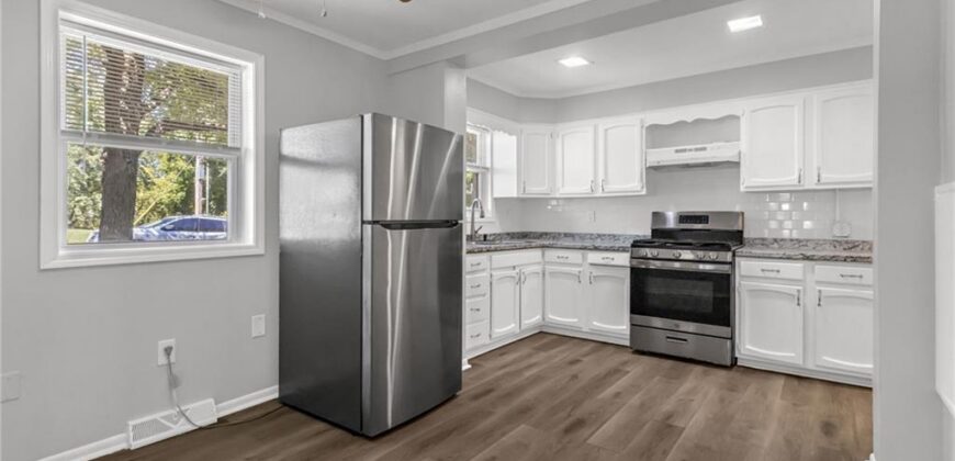 5807 NE Gunn Street, Kansas City, MO 64119