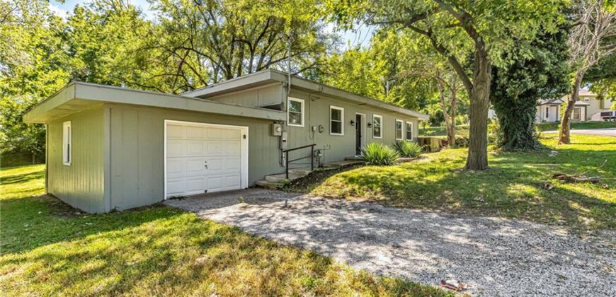 5807 NE Gunn Street, Kansas City, MO 64119