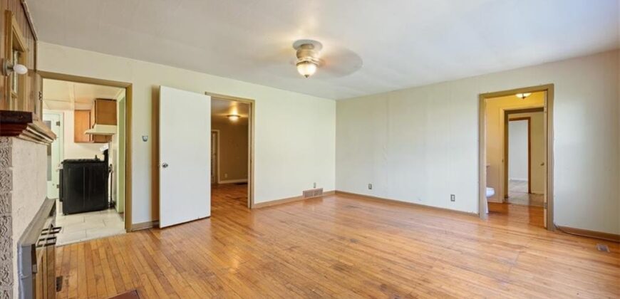 102 Collette Street, Excelsior Springs, MO 64024