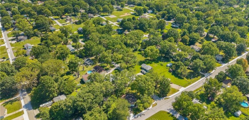 800 NE 113th Terrace, Kansas City, MO 64155