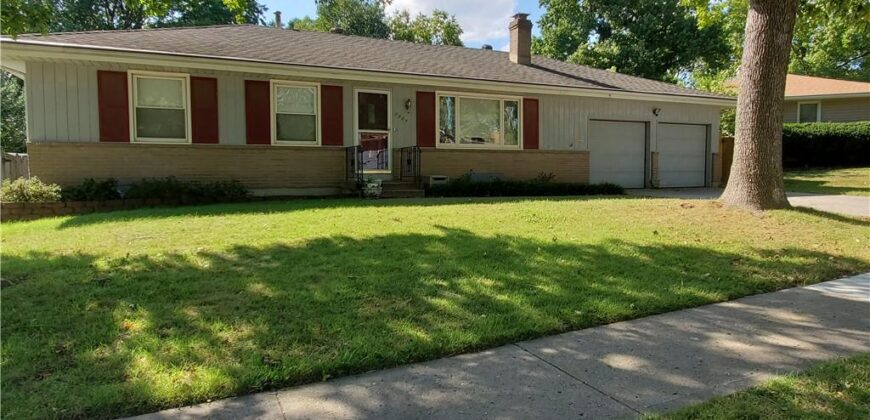 2904 Cheyenne Circle, North Kansas City, MO 64116