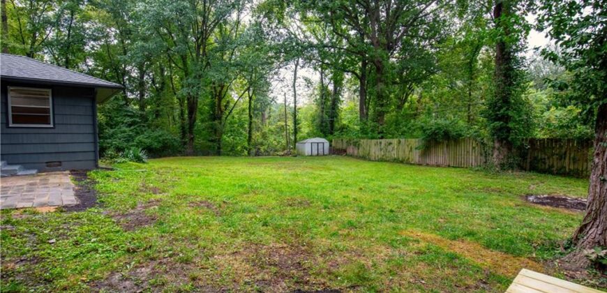 5414 NE Carmel Road, Kansas City, MO 64119