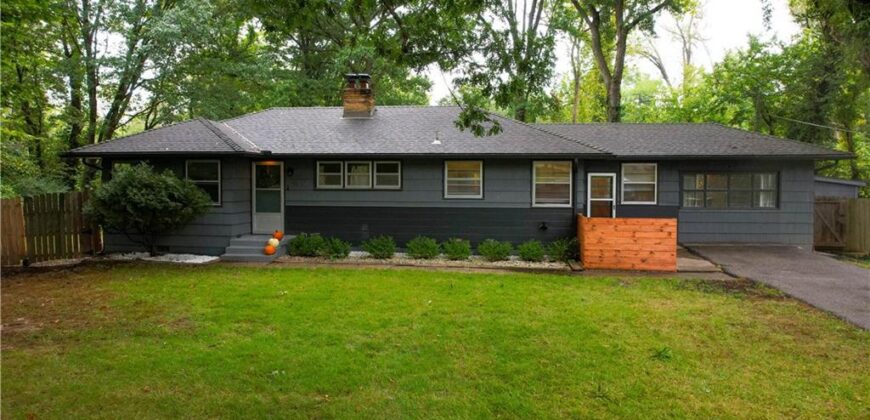 5414 NE Carmel Road, Kansas City, MO 64119