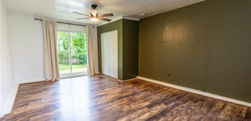 5414 NE Carmel Road, Kansas City, MO 64119