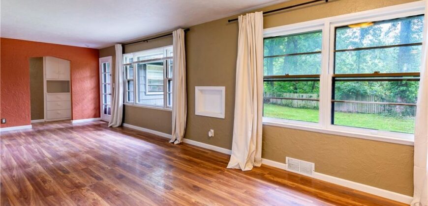 5414 NE Carmel Road, Kansas City, MO 64119