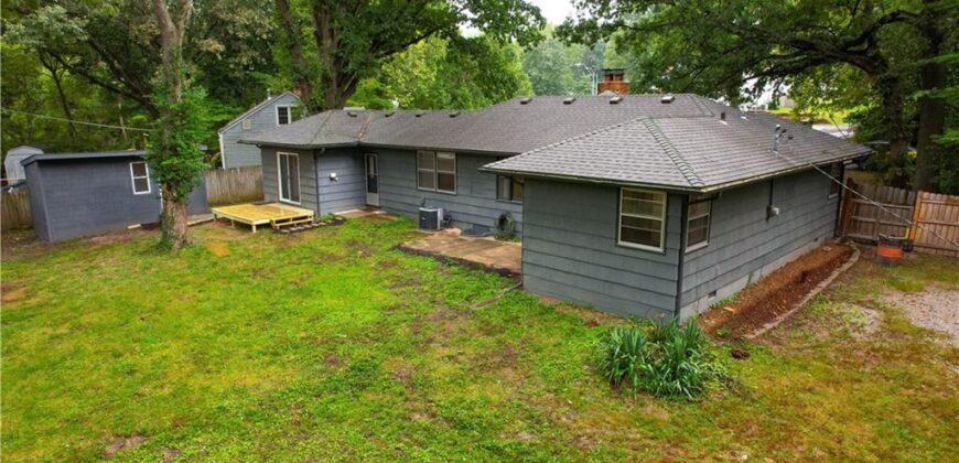 5414 NE Carmel Road, Kansas City, MO 64119