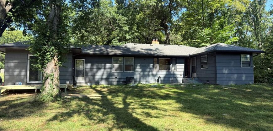 5414 NE Carmel Road, Kansas City, MO 64119