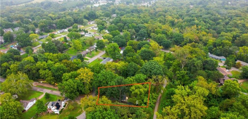 5414 NE Carmel Road, Kansas City, MO 64119