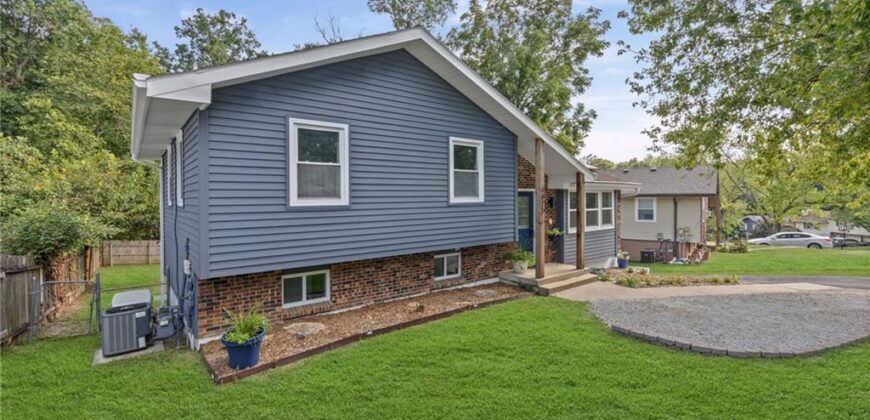 4825 N Revere Drive, Kansas City, MO 64151
