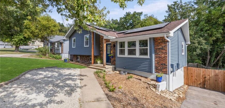 4825 N Revere Drive, Kansas City, MO 64151