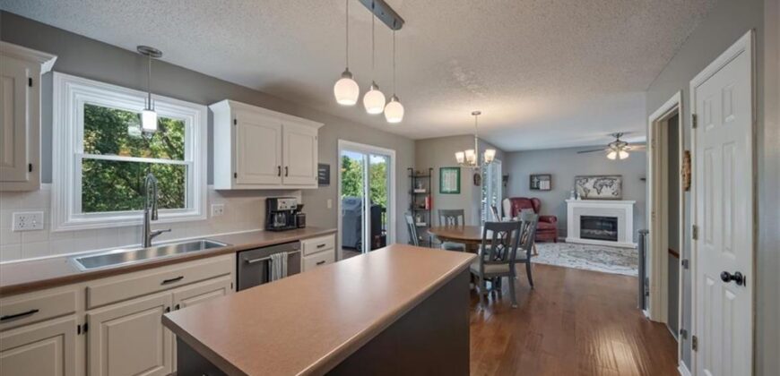 1512 NW 79th Terrace, Kansas City, MO 64118