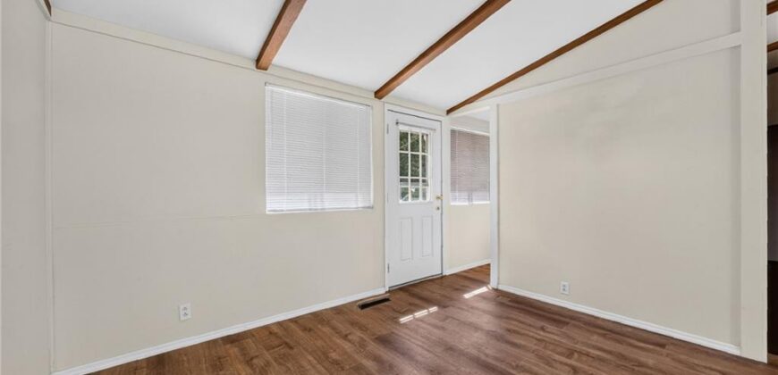 5707 N Highland Avenue, Gladstone, MO 64118