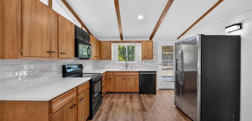 5707 N Highland Avenue, Gladstone, MO 64118