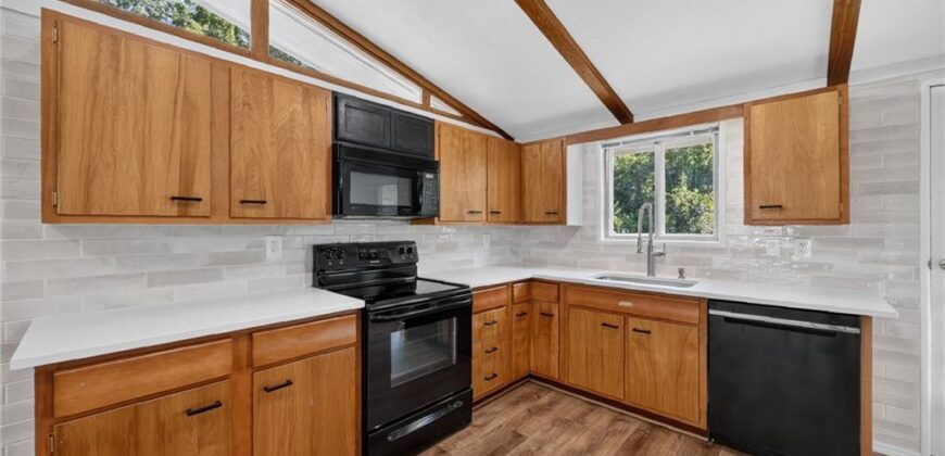 5707 N Highland Avenue, Gladstone, MO 64118