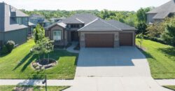 6472 N Whitetail Way, Parkville, MO 64152