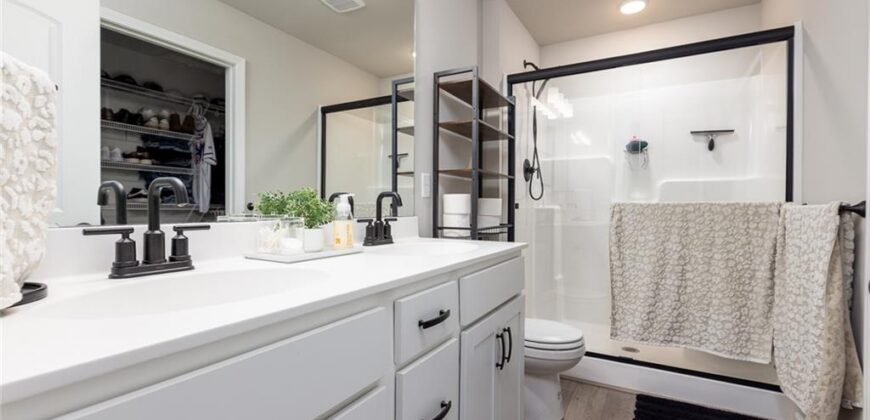 3016 NW 95TH Terrace, Kansas City, MO 64154