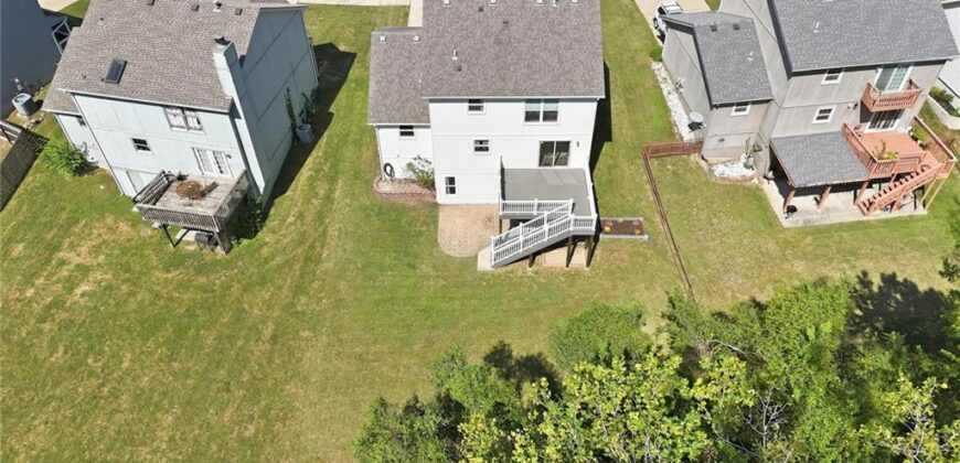 6122 N Coventry Avenue, Kansas City, MO 64151